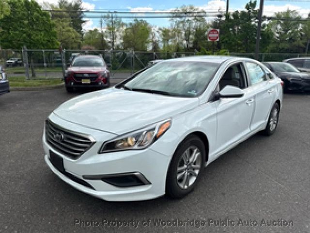 2017 Hyundai Sonata SE 2.4L - 23048584 - 11