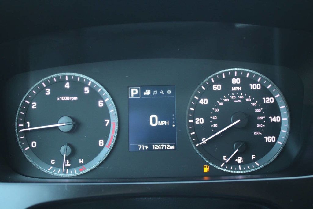 2017 Hyundai Sonata SE 2.4L - 22906843 - 26