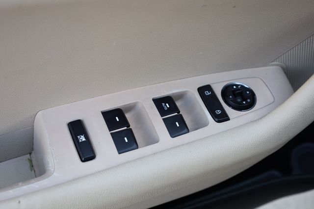 2017 Hyundai Sonata SE 2.4L PZEV - 22878489 - 33