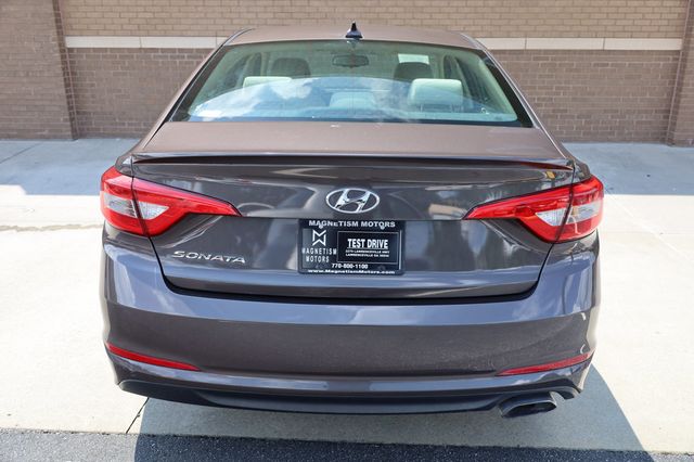 2017 Hyundai Sonata SE 2.4L PZEV - 22878489 - 8