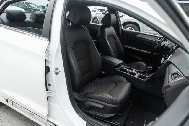 2017 Hyundai Sonata Sport 2.0T - 23072644 - 9