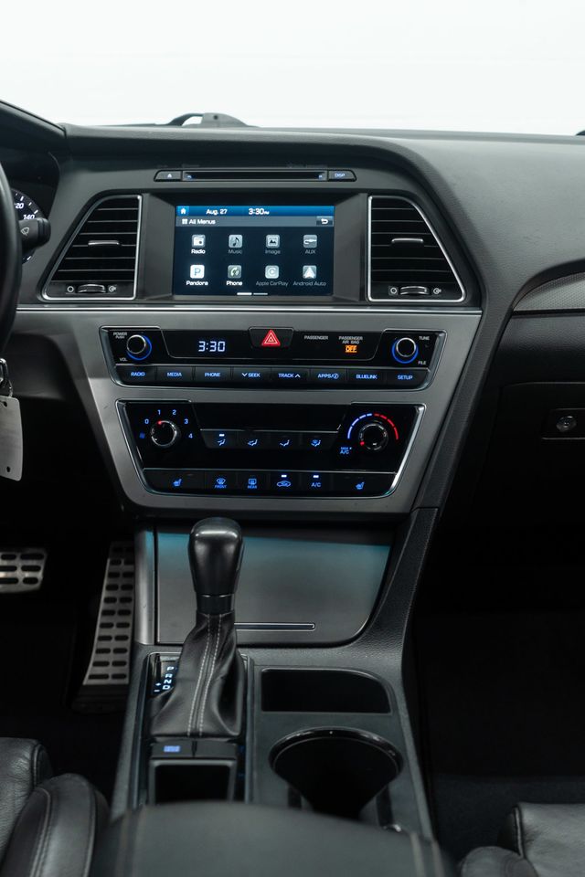 2017 Hyundai Sonata Sport 2.0T - 23072644 - 19