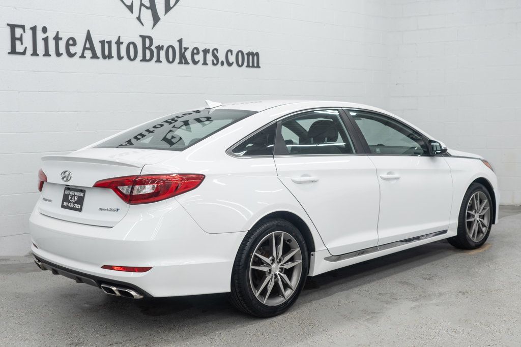 Hyundai Sonata photo 6
