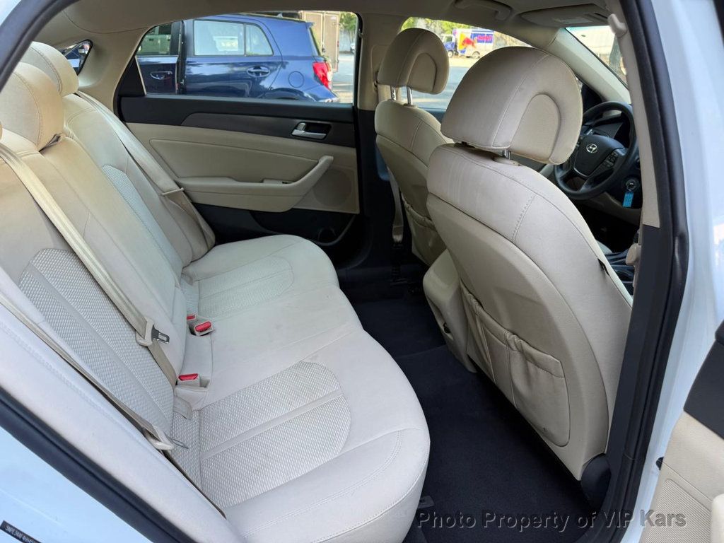 2017 Hyundai Sonata Sport 2.4L - 23037796 - 9