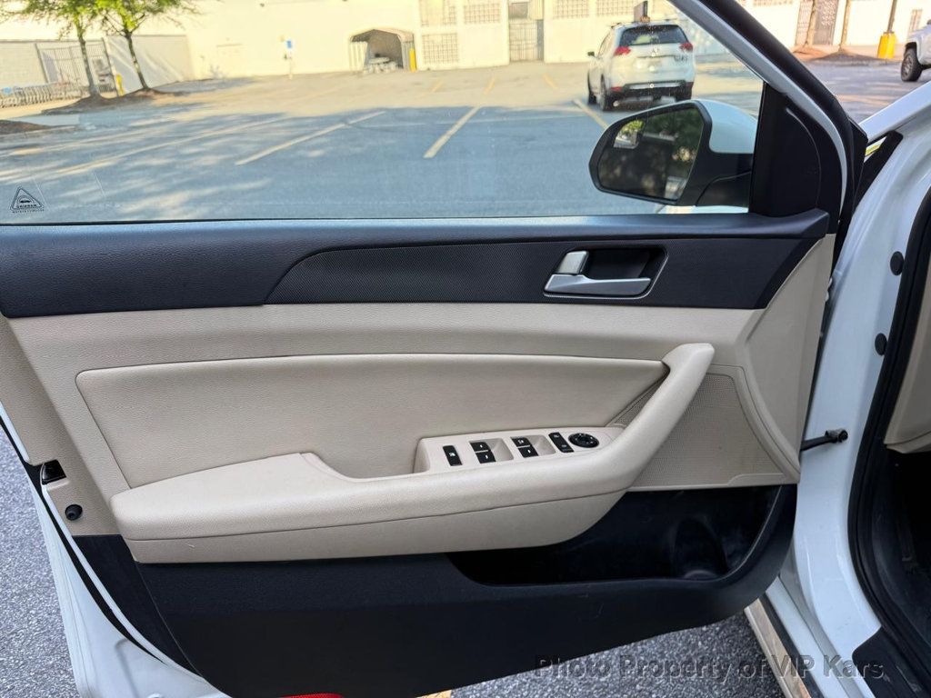 2017 Hyundai Sonata Sport 2.4L - 23037796 - 13