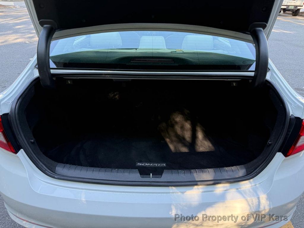 2017 Hyundai Sonata Sport 2.4L - 23037796 - 20