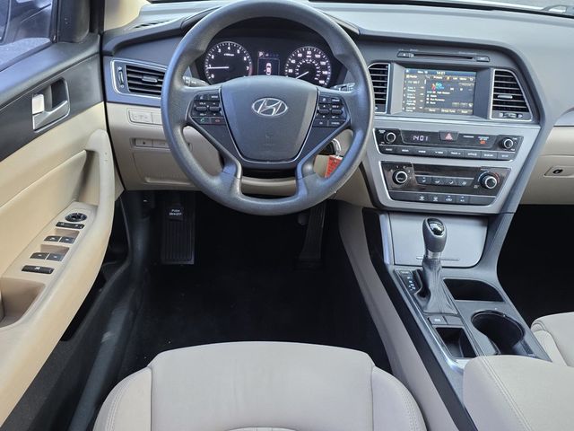 2017 Hyundai Sonata Sport 2.4L - 22943121 - 9