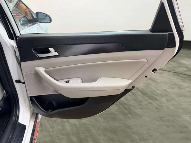 2017 Hyundai Sonata Sport 2.4L - 23011855 - 19