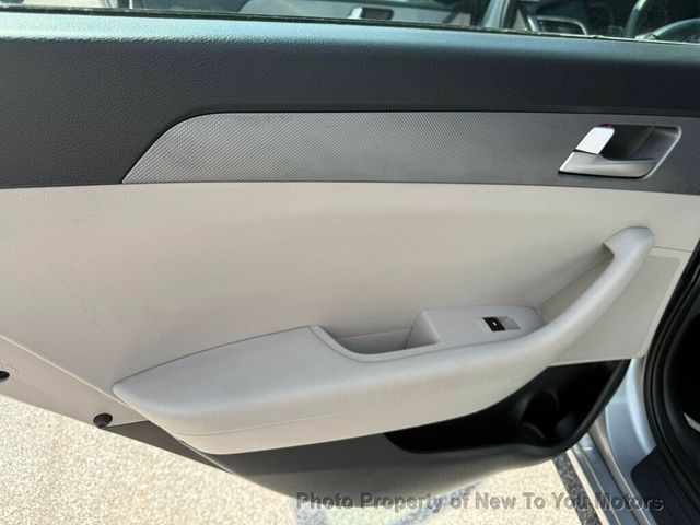 2017 Hyundai Sonata Sport 2.4L - 23048753 - 13