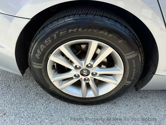 2017 Hyundai Sonata Sport 2.4L - 23048753 - 22