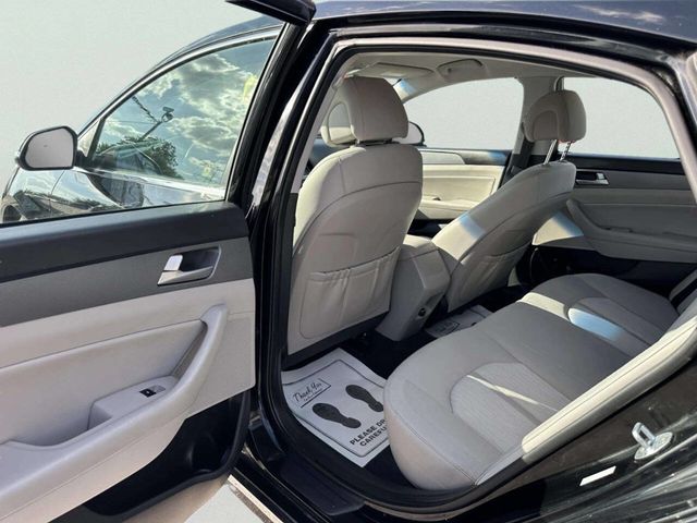 2017 Hyundai Sonata Hybrid SE 2.0L - 23049455 - 14