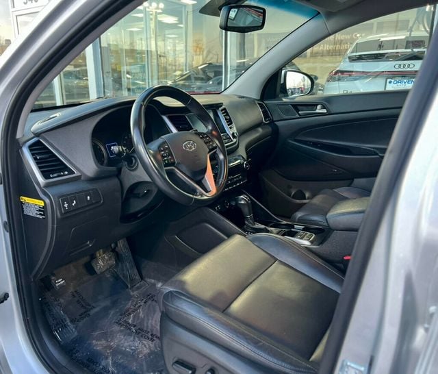 2017 Hyundai Tucson LIMITED - 22972783 - 13