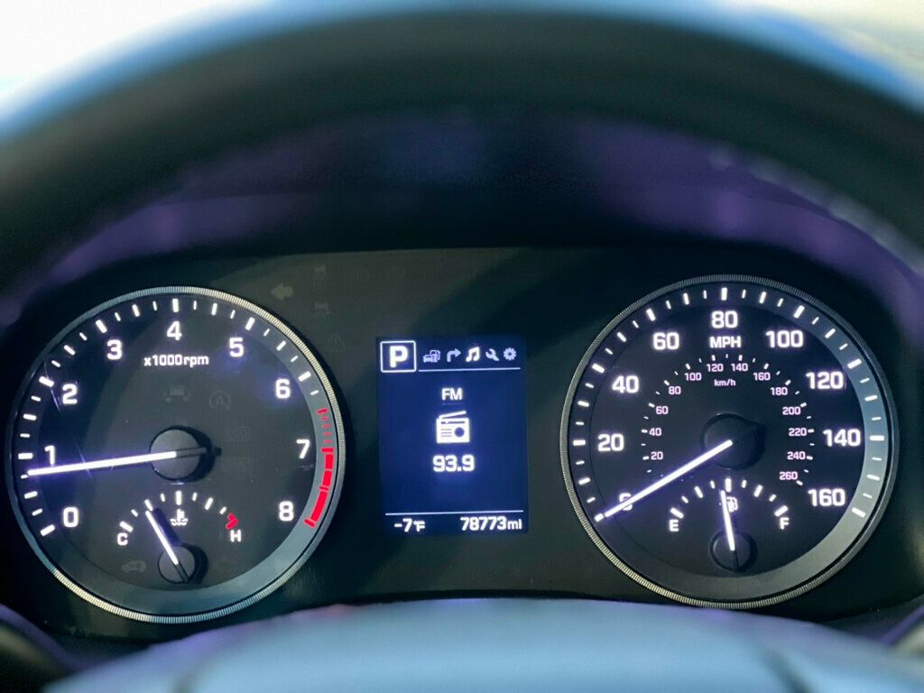 2017 Hyundai Tucson LIMITED - 22972783 - 16