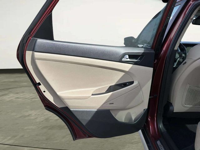 2017 Hyundai Tucson Limited AWD - 23000584 - 11