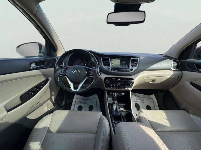 2017 Hyundai Tucson Limited AWD - 23000584 - 16