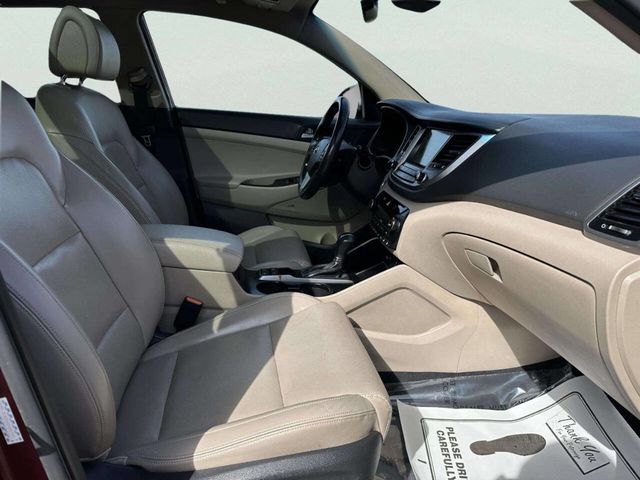 2017 Hyundai Tucson Limited AWD - 23000584 - 19
