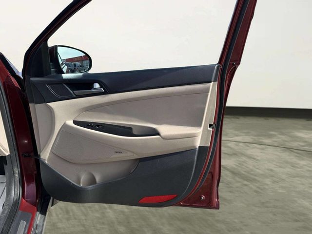 2017 Hyundai Tucson Limited AWD - 23000584 - 20