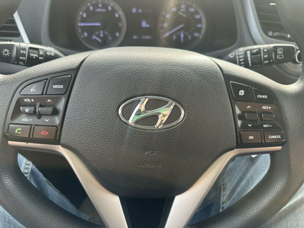 2017 Hyundai Tucson Limited AWD - 23088599 - 10