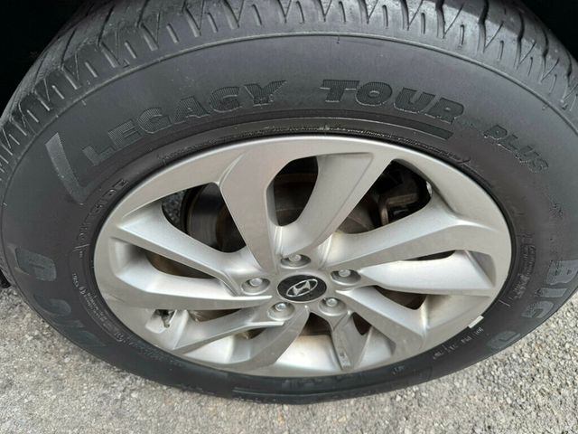 2017 Hyundai Tucson Night AWD - 23053215 - 10