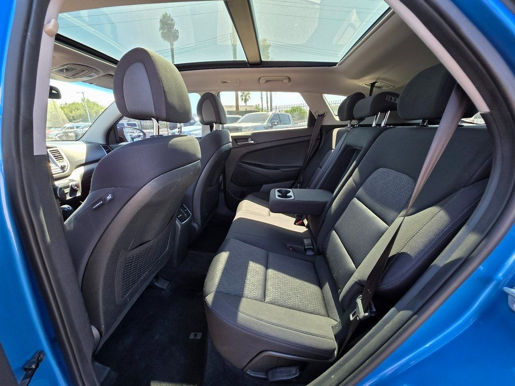 2017 Hyundai Tucson Night FWD - 22923143 - 17