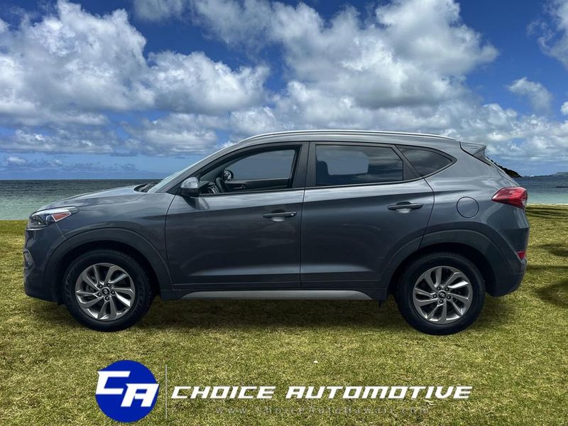 2017 Hyundai Tucson SE - 23030819 - 4