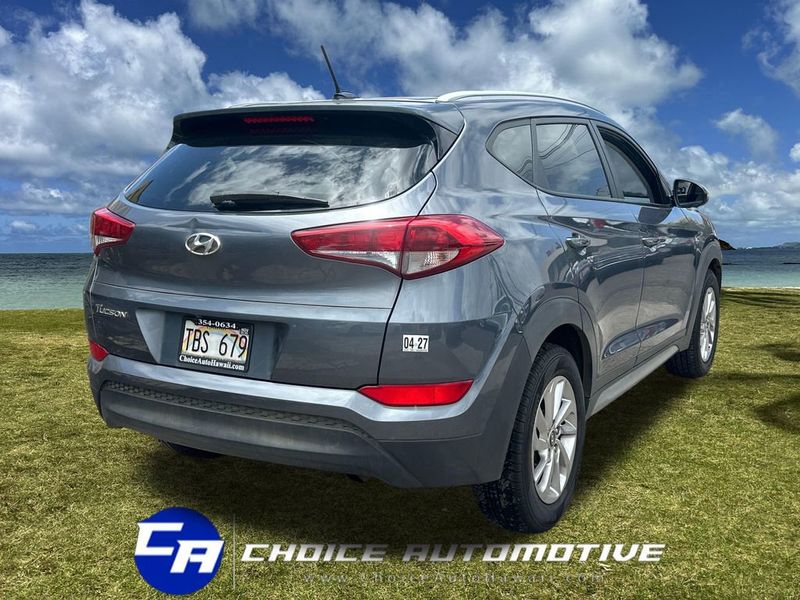 2017 Hyundai Tucson SE - 23030819 - 7