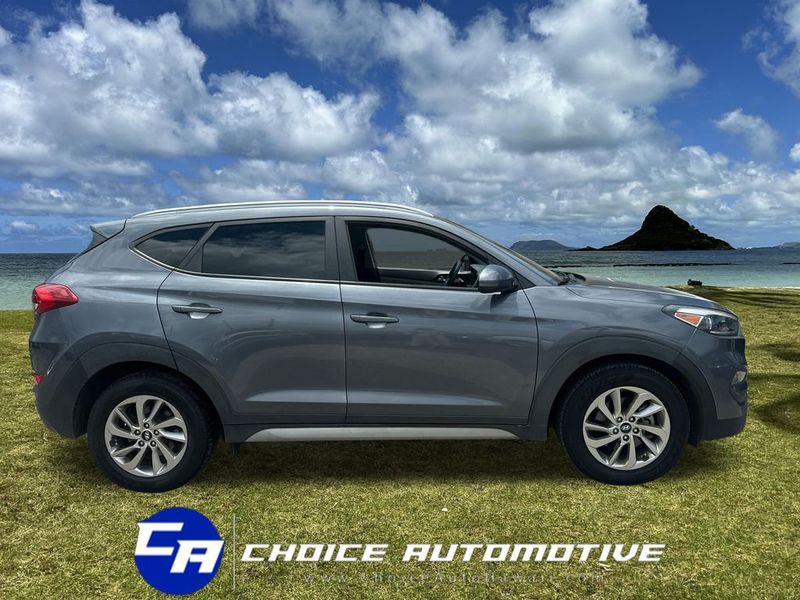 2017 Hyundai Tucson SE - 23030819 - 8