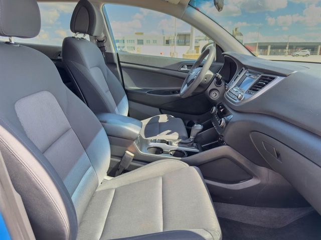 2017 Hyundai Tucson SE - 22786895 - 21