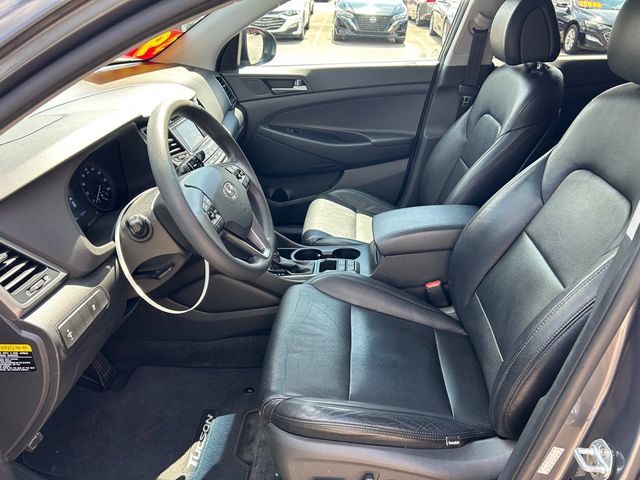 2017 Hyundai Tucson SE - 23047781 - 6