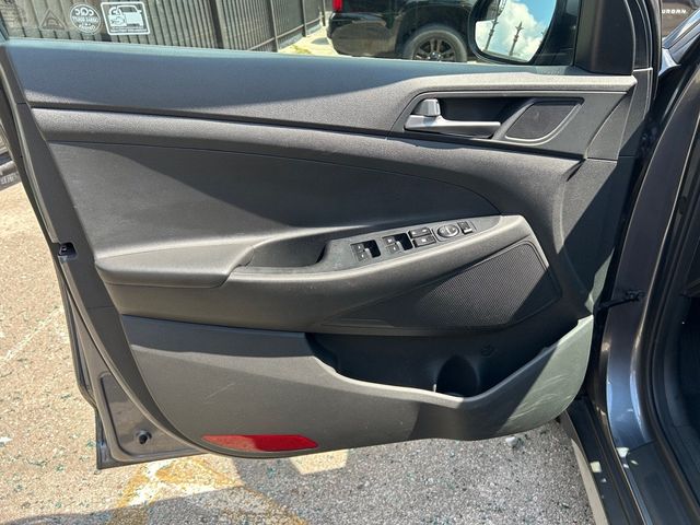 2017 Hyundai Tucson SE - 23047781 - 7