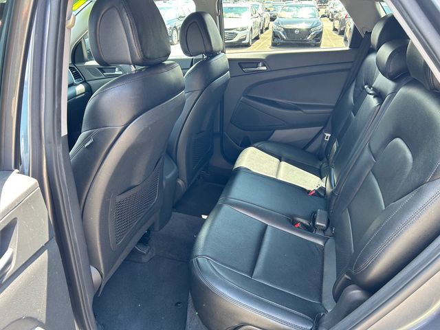 2017 Hyundai Tucson SE - 23047781 - 8