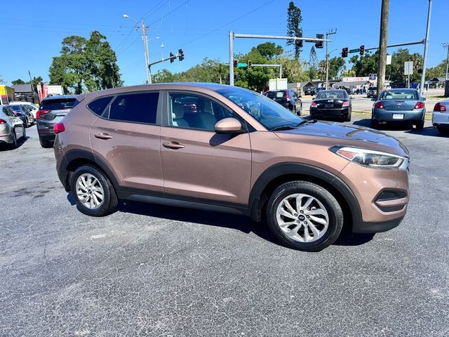 2017 Hyundai Tucson SE - 23026871 - 1