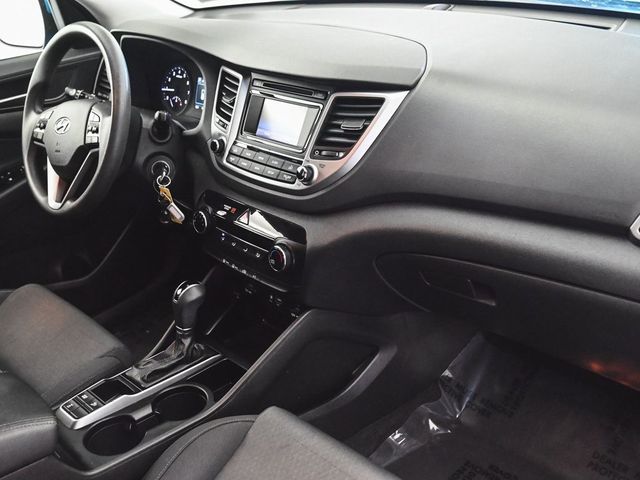 2017 Hyundai Tucson SE - 22955451 - 28