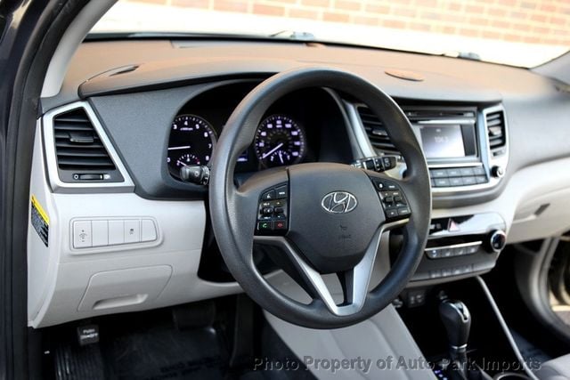 2017 Hyundai Tucson SE AWD - 22944947 - 18