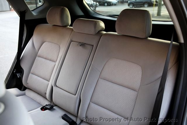 2017 Hyundai Tucson SE AWD - 22944947 - 21