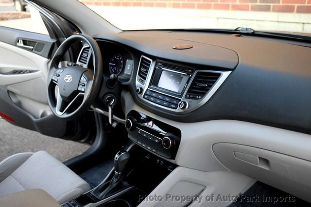 2017 Hyundai Tucson SE AWD - 22944947 - 24