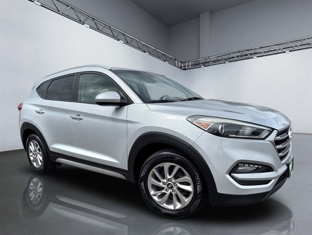 2017 Hyundai Tucson SE AWD - 23008375 - 24
