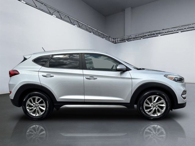 2017 Hyundai Tucson SE AWD - 23008375 - 2