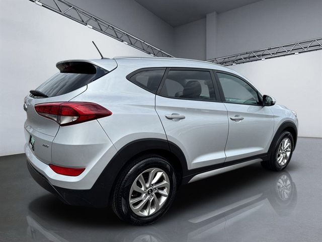 2017 Hyundai Tucson SE AWD - 23008375 - 6