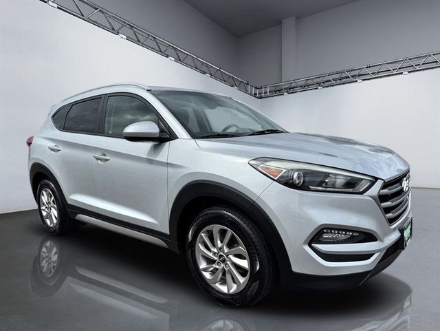 2017 Hyundai Tucson SE AWD - 23008375 - 7