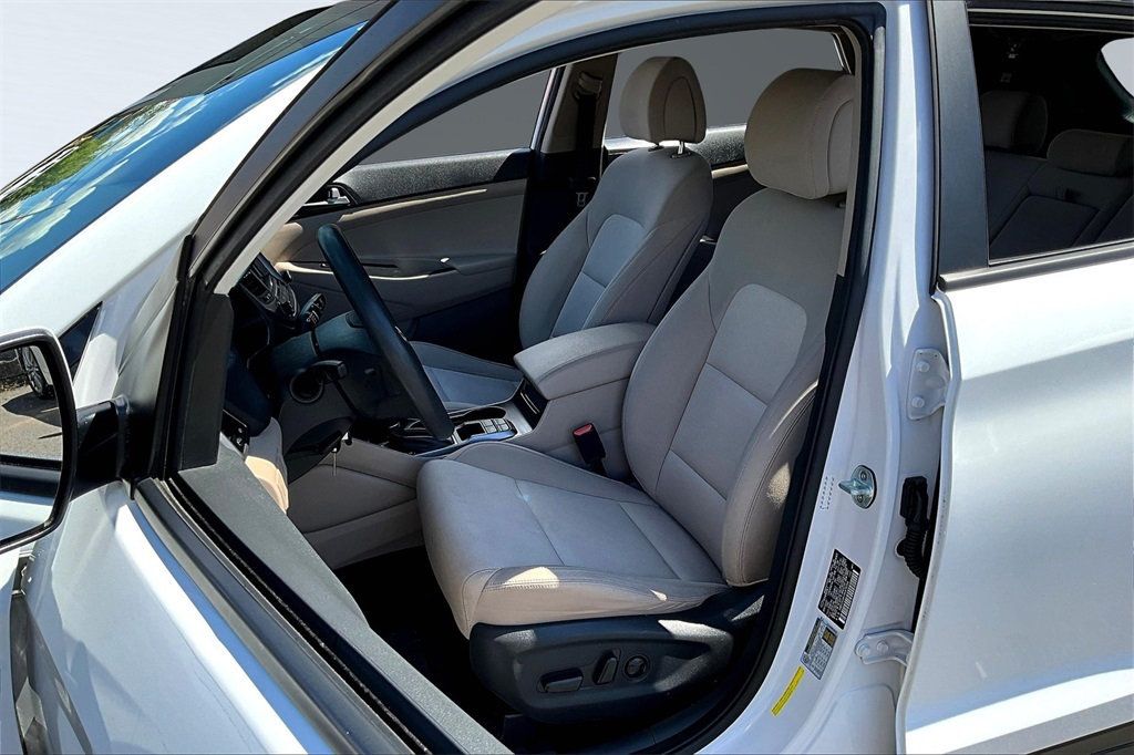 2017 Hyundai Tucson SE photo 9