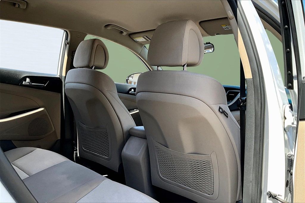 2017 Hyundai Tucson SE photo 14