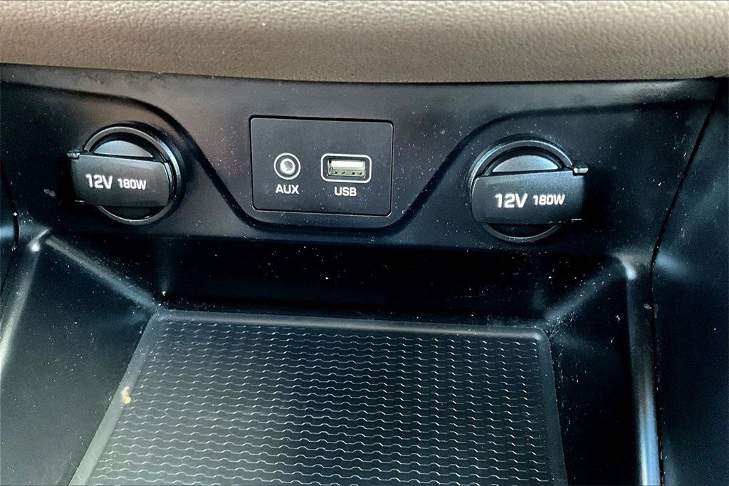 2017 Hyundai Tucson SE photo 24
