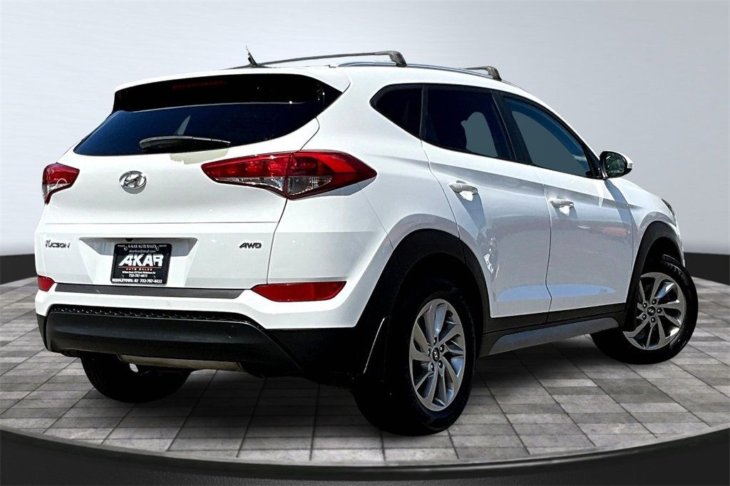 2017 Hyundai Tucson SE photo 5