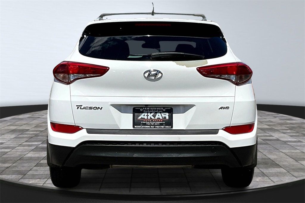 2017 Hyundai Tucson SE photo 6