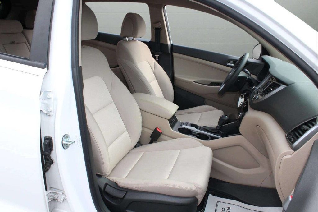 2017 Hyundai Tucson SE AWD 4dr SUV - 22930549 - 18