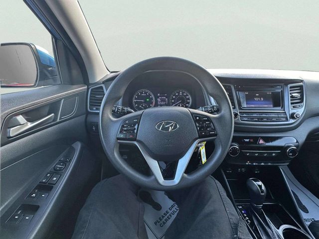 2017 Hyundai Tucson SE AWD 4dr SUV - 22959637 - 17