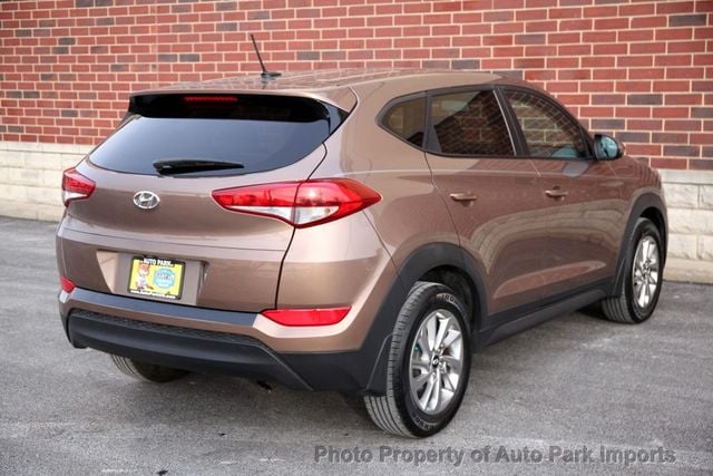 2017 Hyundai Tucson SE FWD - 22758353 - 19