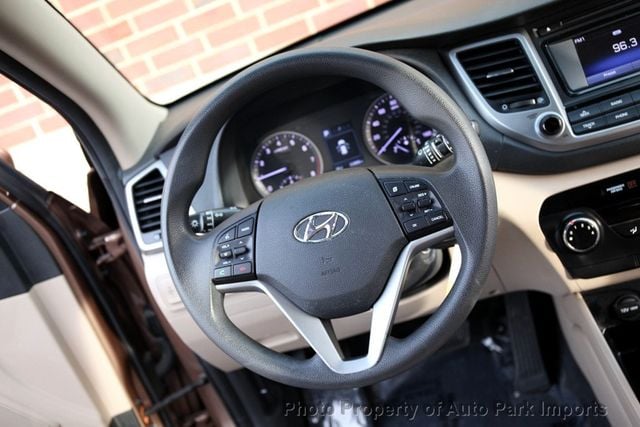 2017 Hyundai Tucson SE FWD - 22758353 - 35