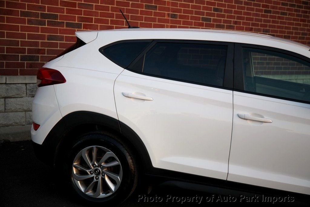 2017 Hyundai Tucson SE photo 12